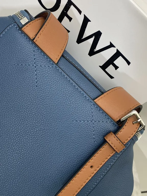 Loewe Bag 